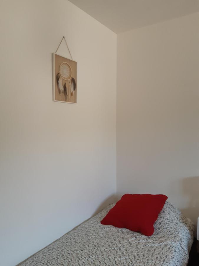La Java Saint-Cyran-du-Jambot Kültér fotó